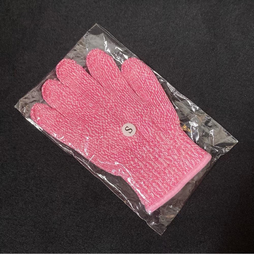 ⭐️ Pink and White Knit Little Girl’s Gloves Size Small Ages 5-7